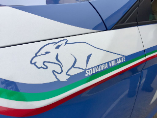 Minaccia di utilizzare lo spray al peperoncino sui poliziotti, arrestato